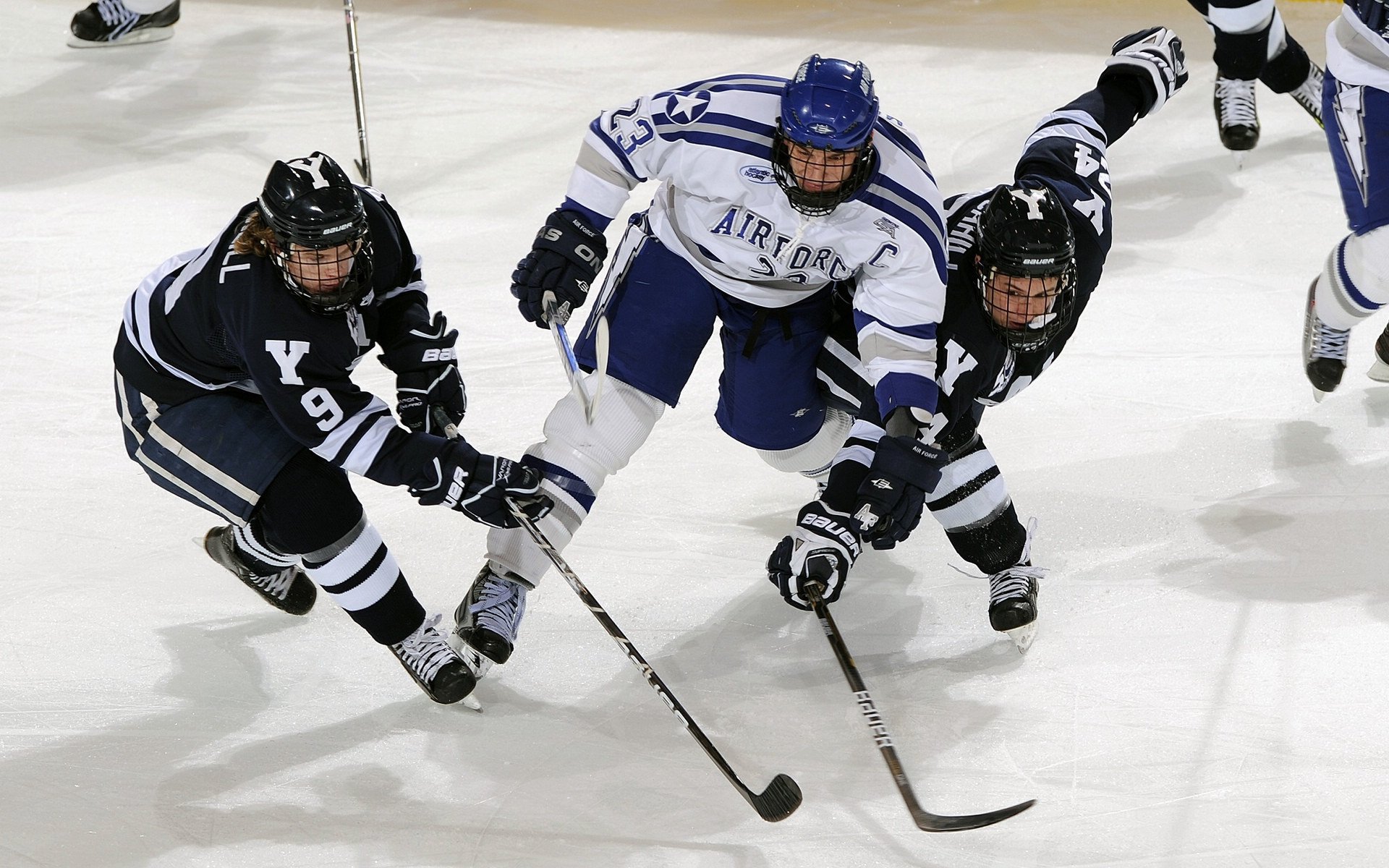 战术对决:北京队利用高位挡拆突破,屡屡得分!,战术对抗表演